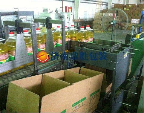 下落装箱机现场